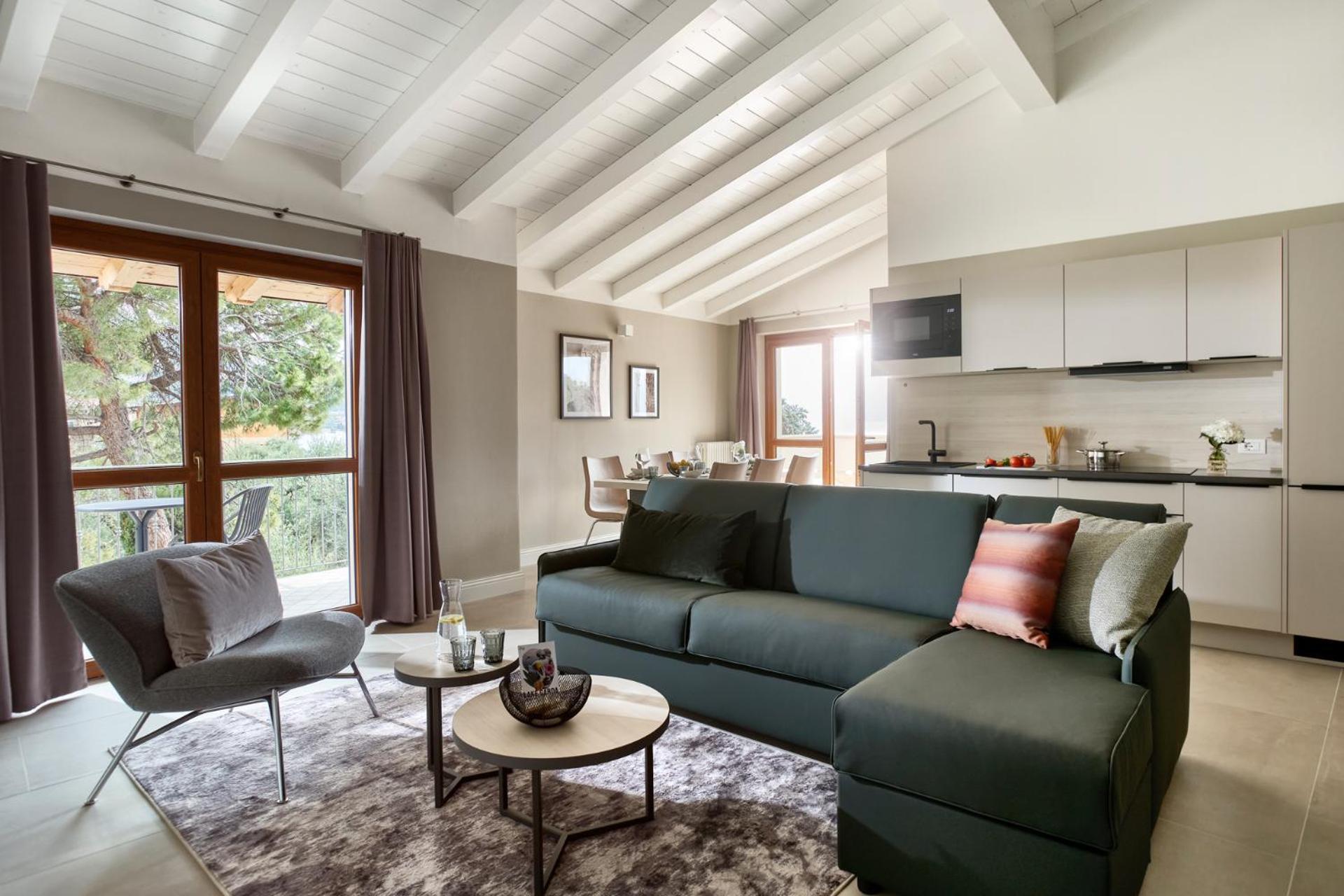 June Stay Lake Garda Brenzone sul Garda Eksteriør bilde