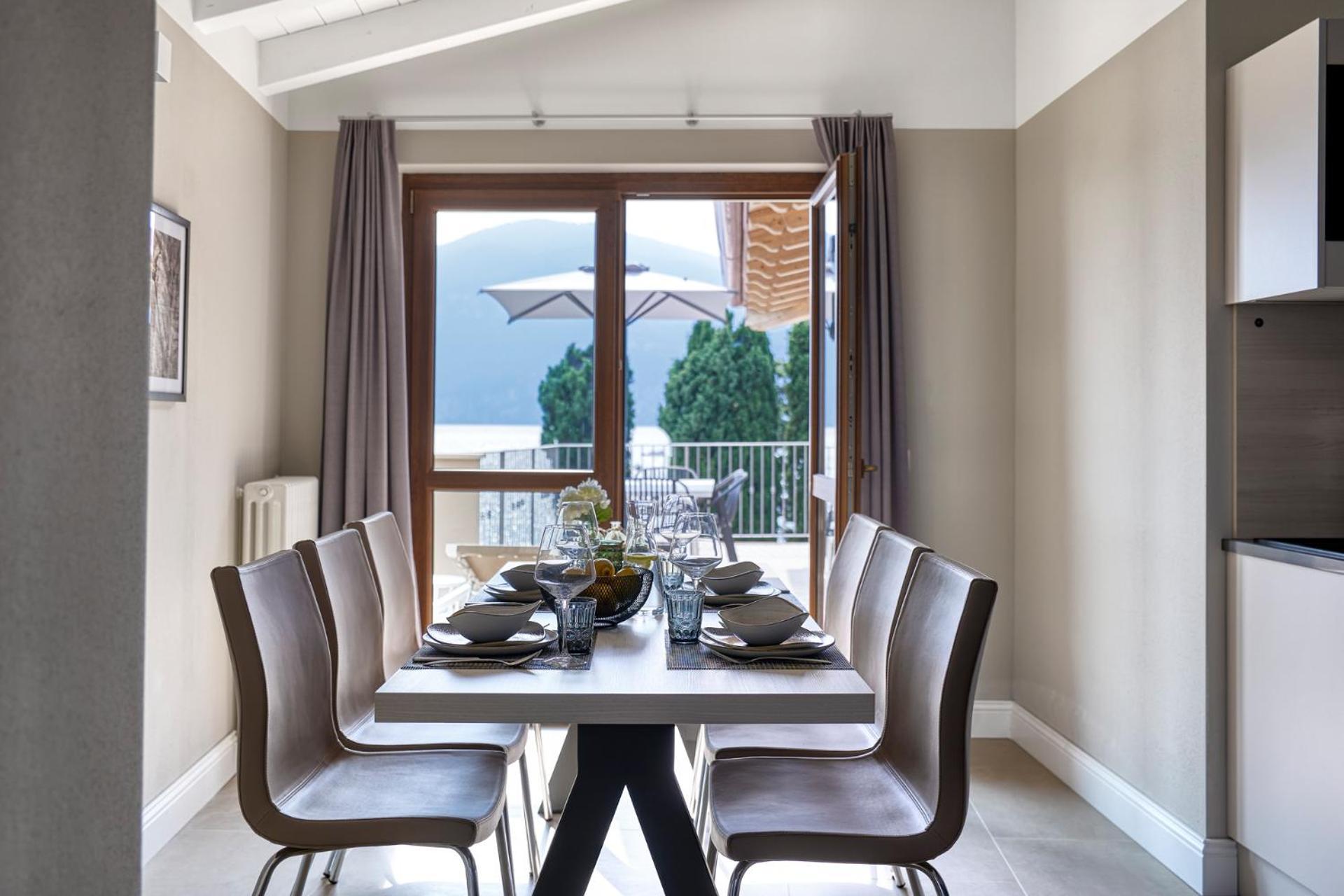 June Stay Lake Garda Brenzone sul Garda Eksteriør bilde