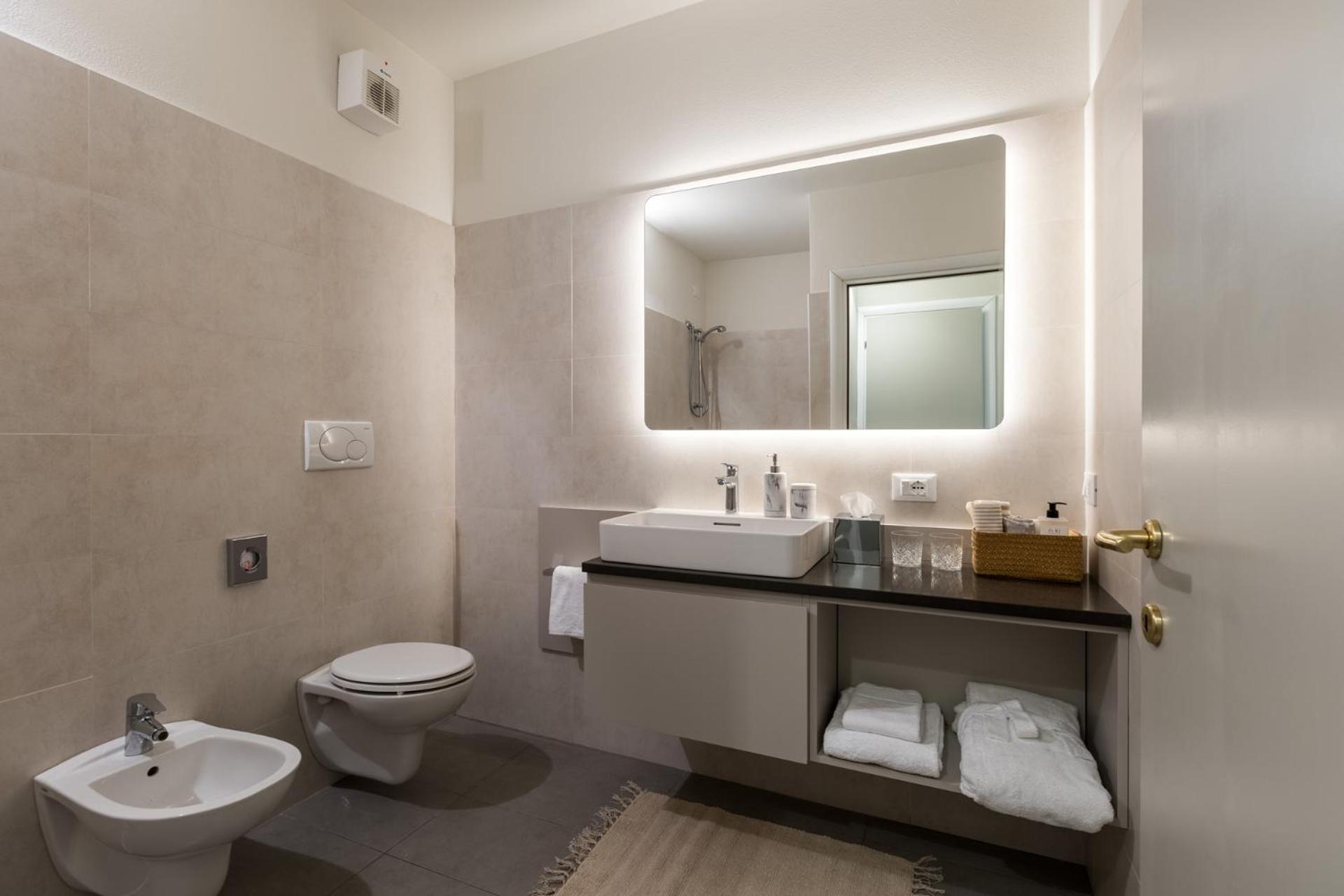 June Stay Lake Garda Brenzone sul Garda Eksteriør bilde