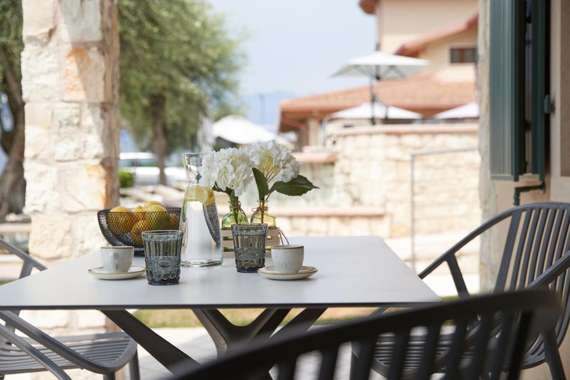 June Stay Lake Garda Brenzone sul Garda Eksteriør bilde