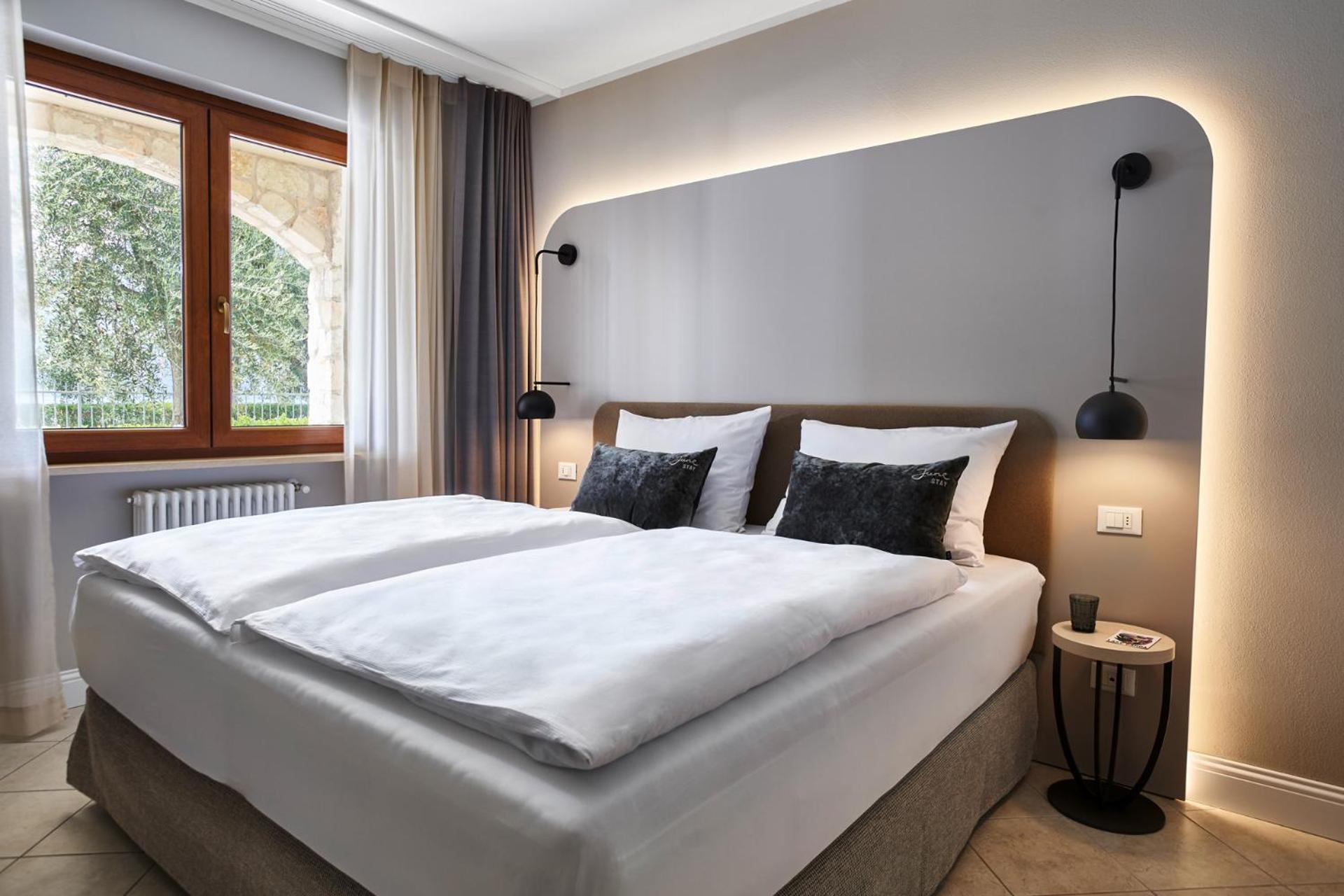 June Stay Lake Garda Brenzone sul Garda Eksteriør bilde
